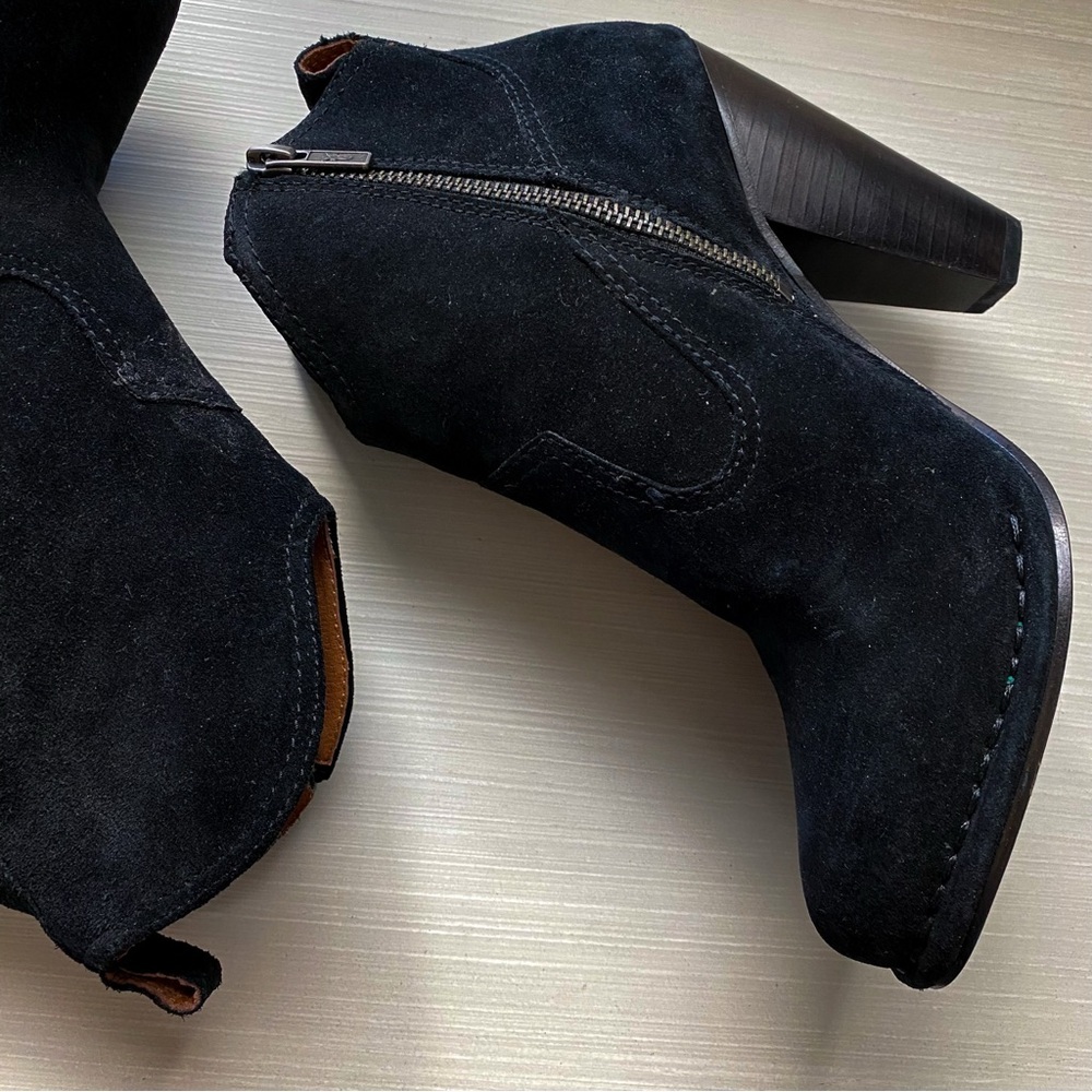 FRYE Women’s Black Suede Ankle Boots Heel Bootie Western Cowboy Rodeo Grunge 8.5 - Picture 9 of 9